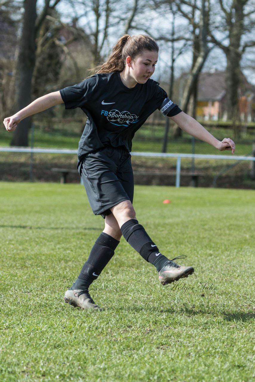 Bild 118 - C-Juniorinnen SV Steinhorst/Labenz - TSV Friedrichsberg-Busdorf : Ergebnis: 5:0